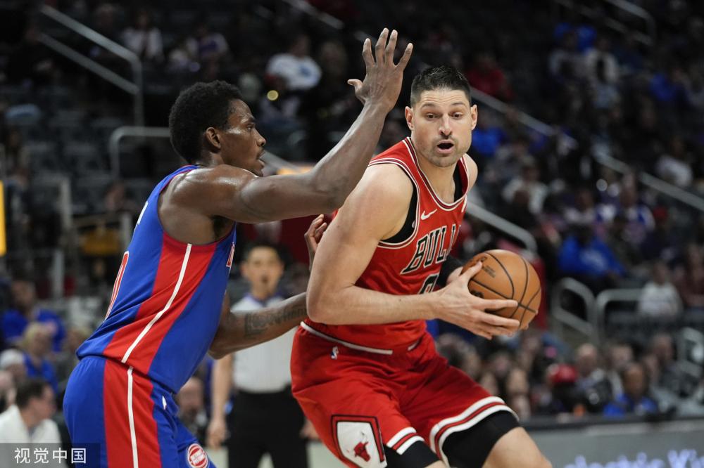 日本紧随其 日本紧随其