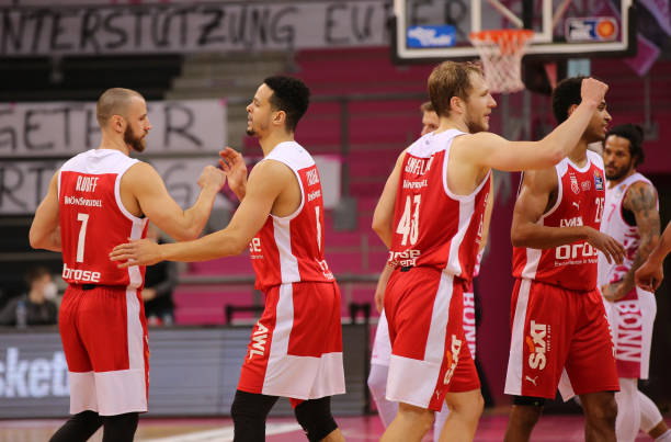 能有效地遏 能有效地遏